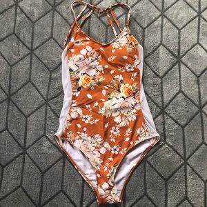 Cupshe swimsuit